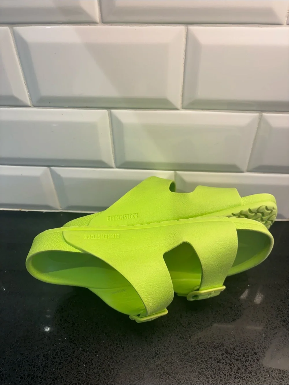Birkenstock Kids Arizona Eva Neon Green Lime Sandal Slides Size 3-3.5 Kids 34 EU